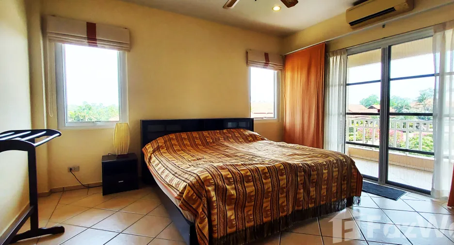 For sale 4 bedrooms villa in Klaeng, Rayong