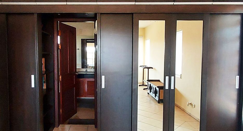 For sale 4 bedrooms villa in Klaeng, Rayong