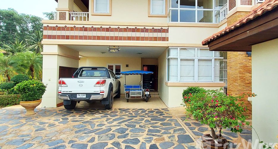 For sale 4 bedrooms villa in Klaeng, Rayong