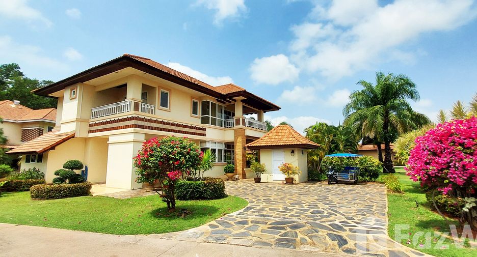 For sale 4 bedrooms villa in Klaeng, Rayong