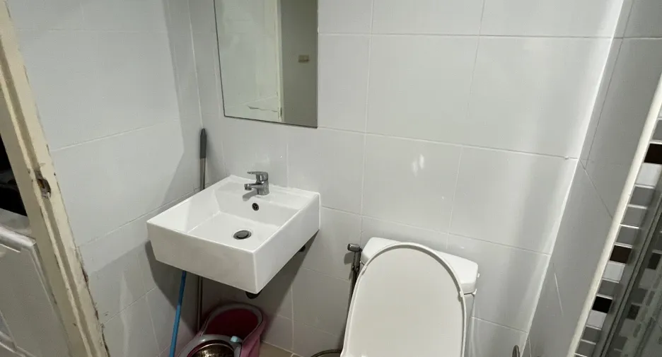Condo en venta y en alquiler de 1 habitaciones en Krathum Baen, Samut Sakhon
