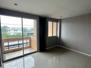 Reihenhaus zum Kauf und zur Miete mit 4 Zimmer in Bang Lamung, Chonburi