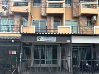 4 Bedroom Townhouse In Bang Lamung, Chonburi