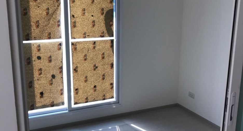 For sale 1 bed condo in Mueang Samut Prakan, Samut Prakan