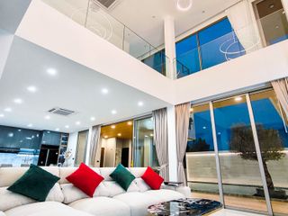 For rent 4 ベッドルーム villa in Mueang Phuket, Phuket