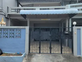 出售 5 卧室 联排别墅 在 Lak Si, 曼谷