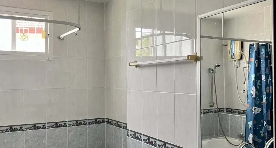 Haus zum Kauf mit 3 Zimmer in Bang Lamung, Chonburi