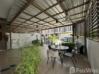 For sale 3 bedrooms townhouse in Lak Si, Bangkok