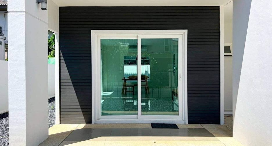 For rent 3 bedrooms house in Mueang Phuket, Phuket