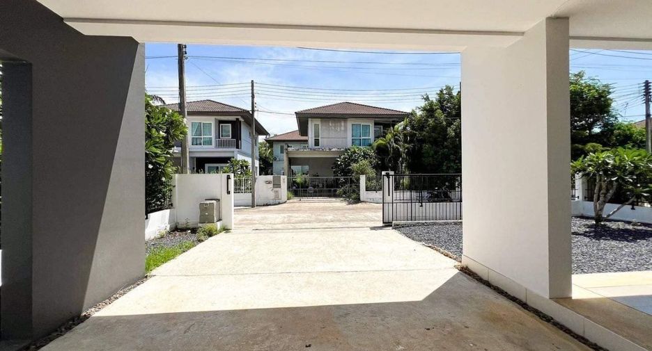 For rent 3 bedrooms house in Mueang Phuket, Phuket
