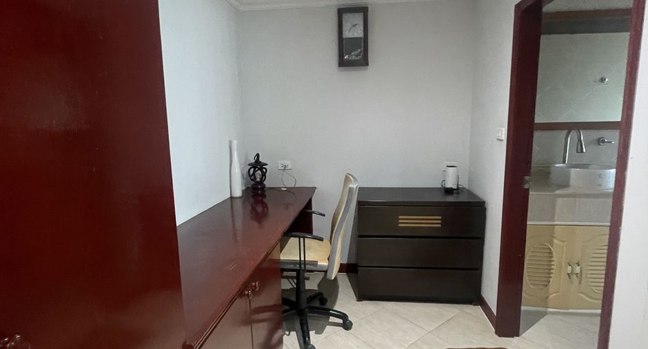 For sale and for rent 3 bedrooms condo in Bang Lamung, Chonburi