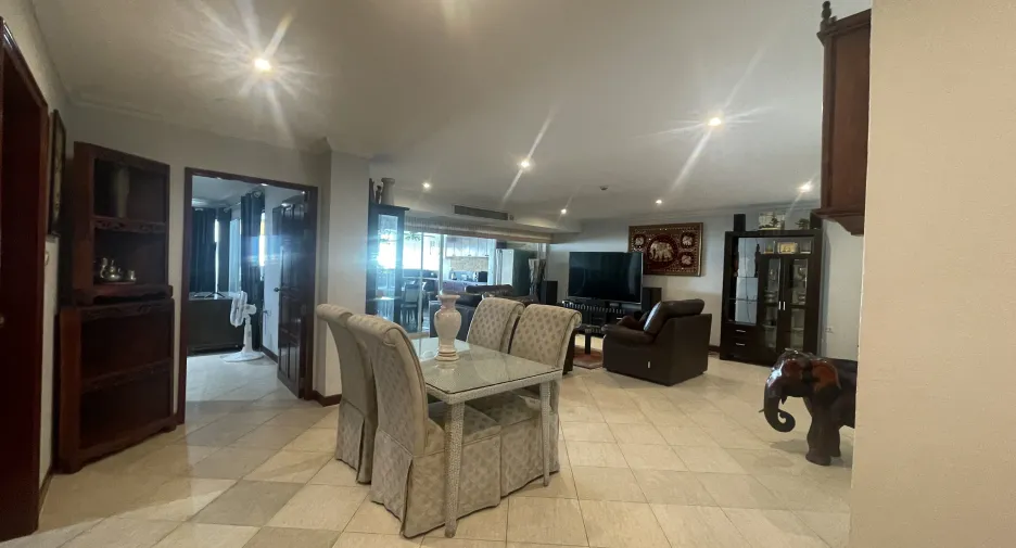 For sale and for rent 3 bedrooms condo in Bang Lamung, Chonburi