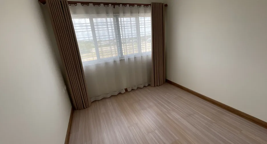 For rent 3 bedrooms townhouse in Mueang Chon Buri, Chonburi