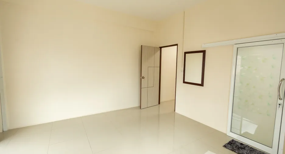 Продажа 2 спальни торговое помещение в Mueang Chiang Rai, Чианг Рай
