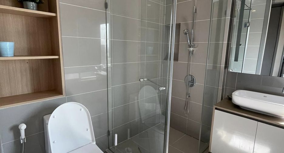 For sale and for rent 2 bedrooms condo in Bang Rak, Bangkok