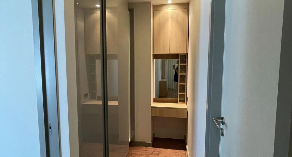 For sale and for rent 2 bedrooms condo in Bang Rak, Bangkok