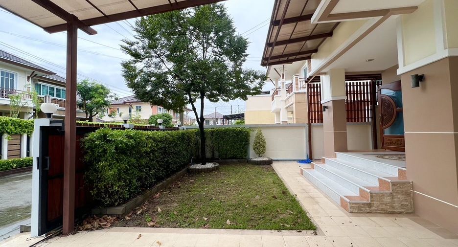 出租 4 卧室 独立屋 在 Ban Bueng, Chon Buri
