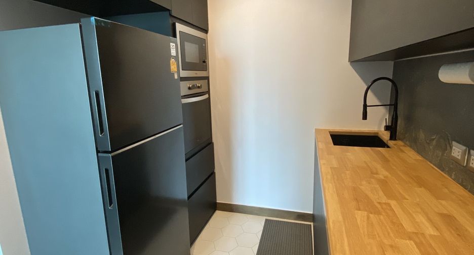 Condo en venta y en alquiler de 1 habitaciones en Watthana, Bangkok