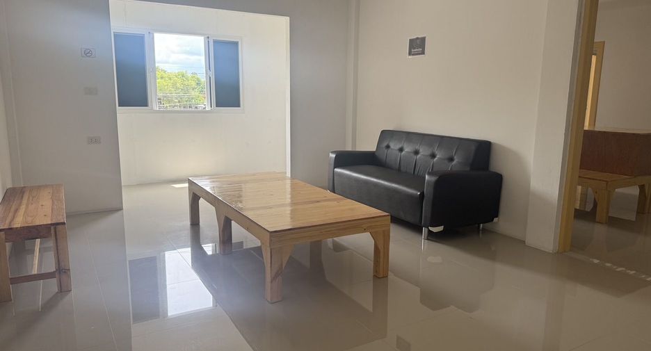 Reihenhaus zum Kauf mit 12 Zimmer in Bang Lamung, Chonburi