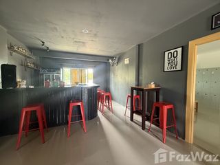 Casa adosada en venta de 12 habitaciones en Bang Lamung, Chonburi