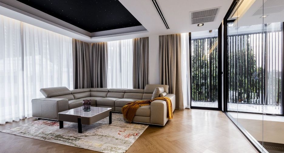 Villa en alquiler de 5 habitaciones en Jomtien, Pattaya