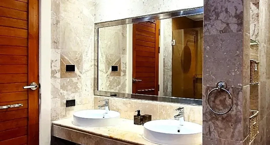 For sale 2 bedrooms condo in Mueang Phuket, Phuket