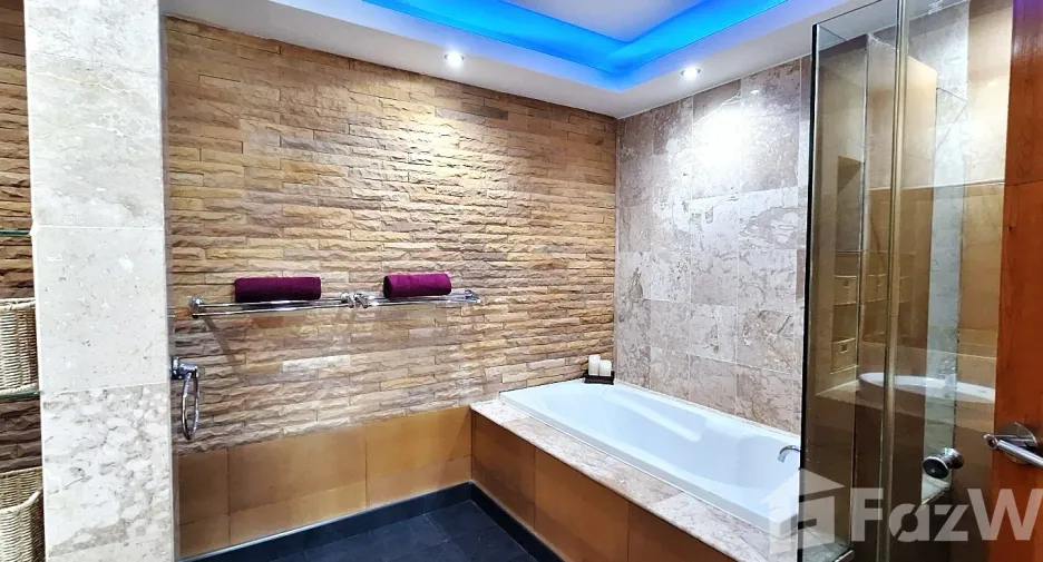 For sale 2 bedrooms condo in Mueang Phuket, Phuket