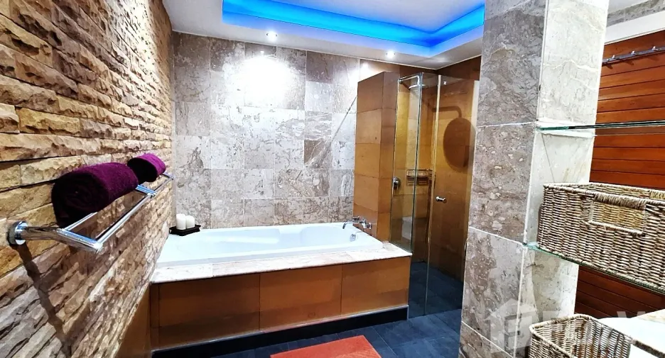 For sale 2 bedrooms condo in Mueang Phuket, Phuket