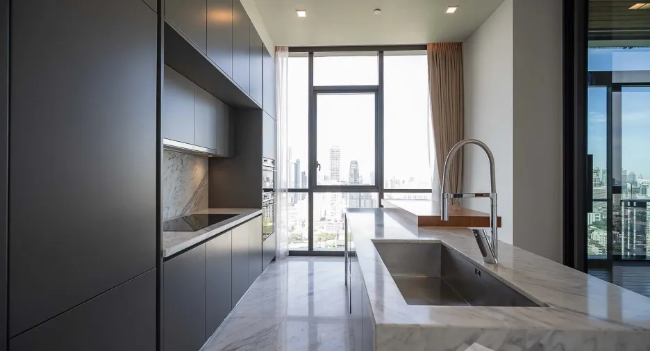 Wohnung zum Kauf und zur Miete mit 3 Zimmer in Watthana, Bangkok