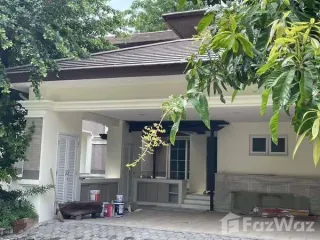 出售 和 出租 4 卧室 独立屋 在 Bang Khen, 曼谷