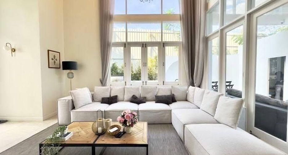Casa en venta de 5 habitaciones en Sattahip, Chonburi