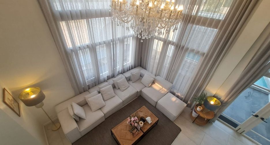 Casa en venta de 5 habitaciones en Sattahip, Chonburi