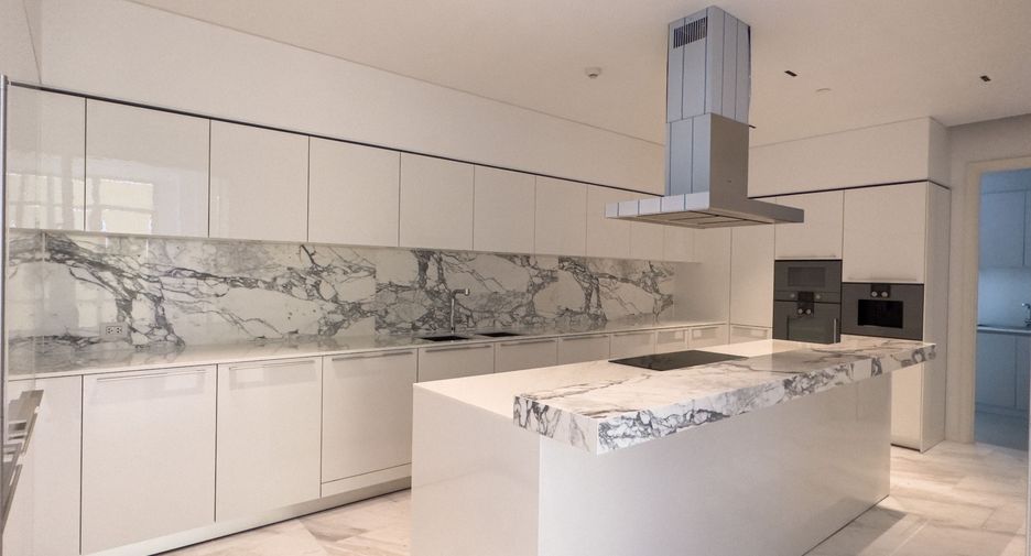 For sale 4 ベッドルーム condo in Bang Kho Laem, Bangkok