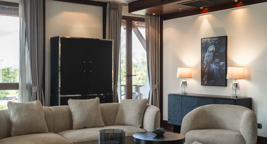 For rent 2 bedrooms condo in Mueang Phuket, Phuket