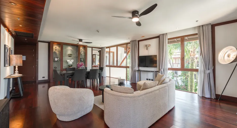 For rent 2 bedrooms condo in Mueang Phuket, Phuket