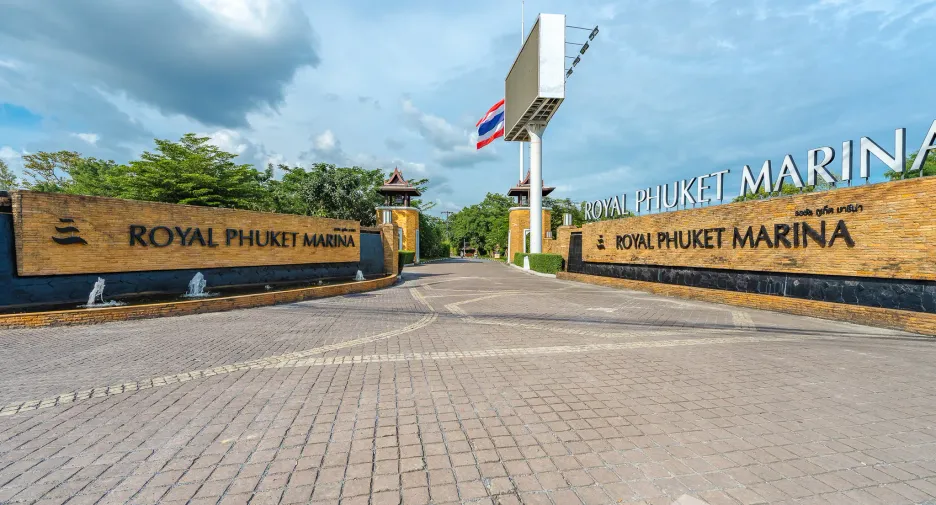 For rent 2 bedrooms condo in Mueang Phuket, Phuket