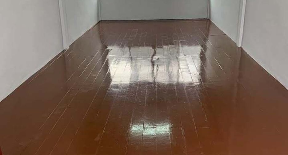 For sale and for rent 1 bed retail Space in Bangkok Noi, Bangkok