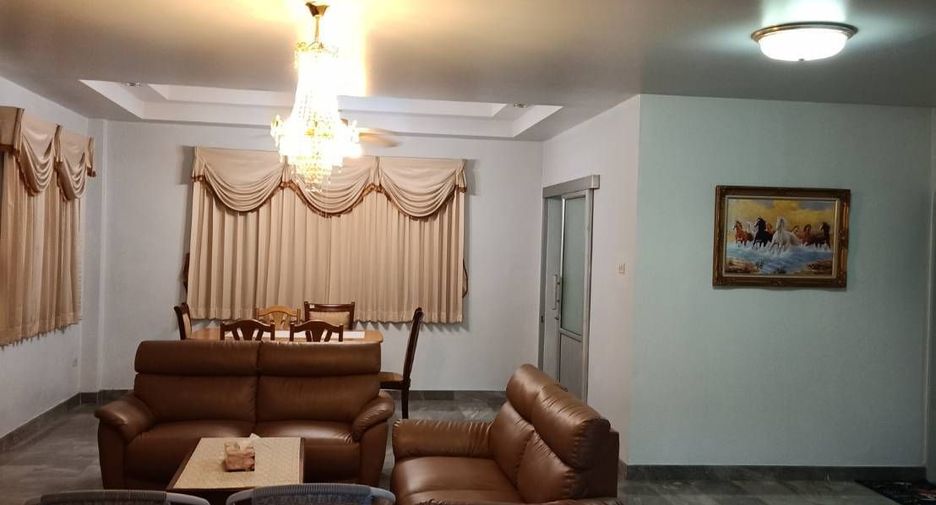 For sale and for rent 4 bedrooms house in Bang Lamung, Chonburi