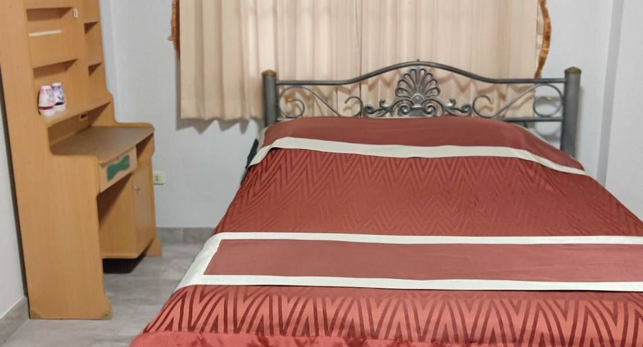 For sale and for rent 4 bedrooms house in Bang Lamung, Chonburi