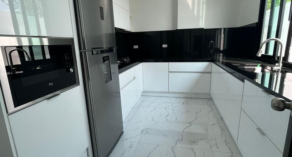 For sale 3 bedrooms villa in Thalang, Phuket