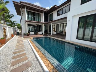 For sale 3 bedrooms villa in Thalang, Phuket