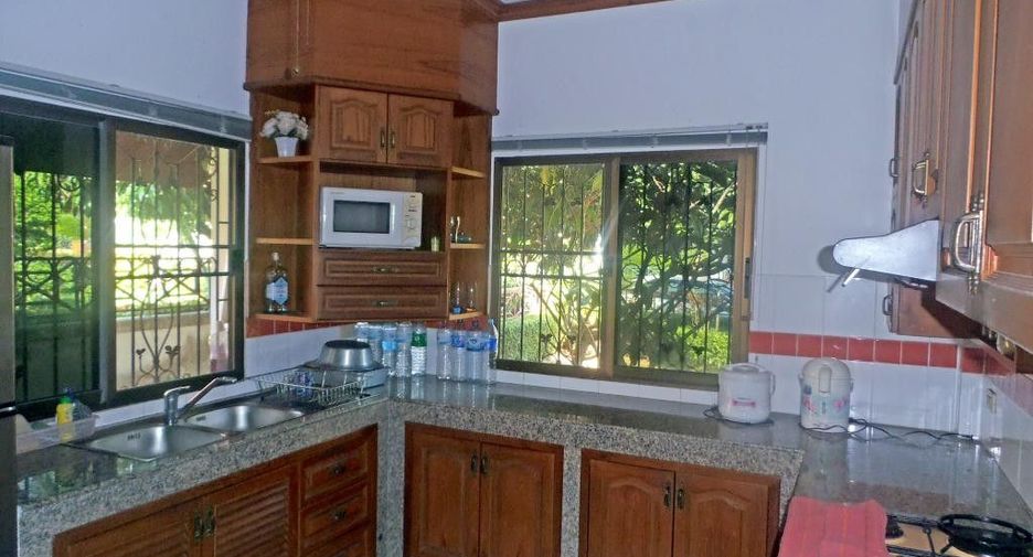 For sale and for rent 3 bedrooms house in Bang Lamung, Chonburi