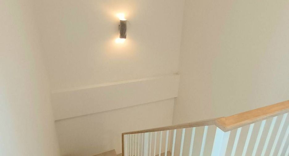 Gewerbefläche zum Kauf mit 3 Zimmer in Phasi Charoen, Bangkok
