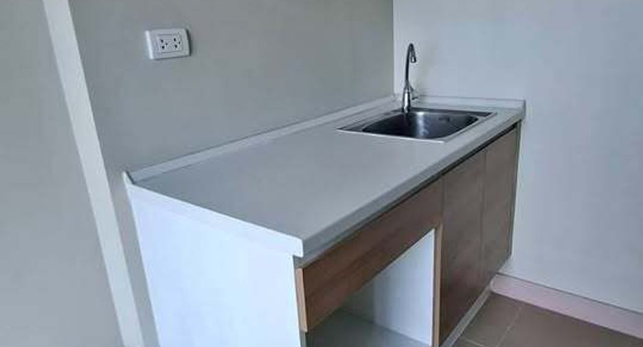 For rent 1 bed condo in Khlong Luang, Pathum Thani