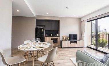 Condo en venta y en alquiler de 2 habitaciones en Sathon, Bangkok