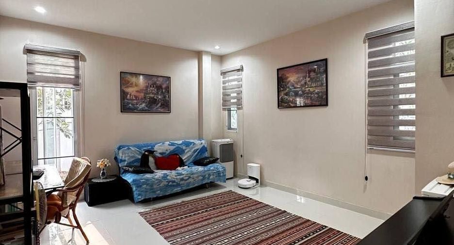 For sale 3 bedrooms villa in Bang Lamung, Chonburi