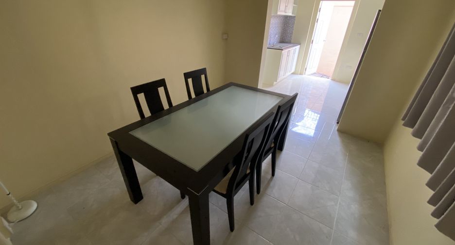À vendre 3 chambres villa à Bang Lamung, Chonburi
