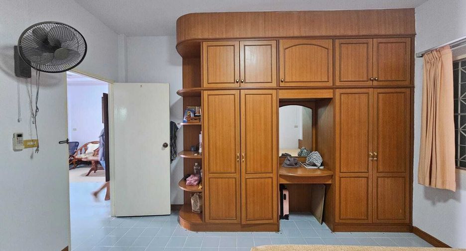 Casa en venta y en alquiler de 2 habitaciones en Mueang Phuket, Phuket