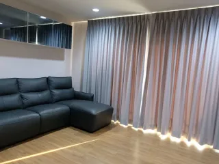 À vendre 2 chambres condo à Yan Nawa, Bangkok