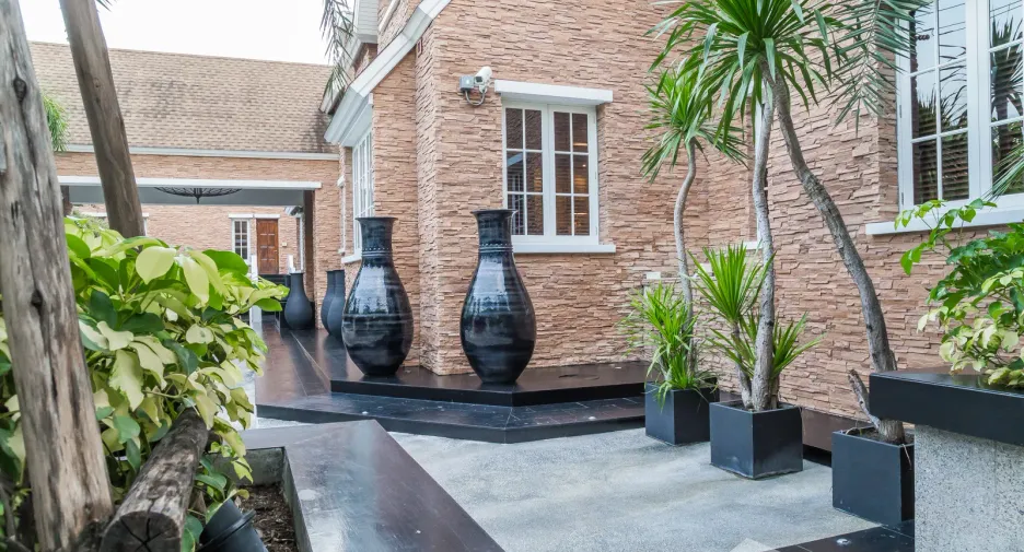 Haus zum Kauf und zur Miete mit 6 Zimmer in Watthana, Bangkok